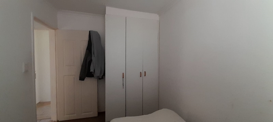 2 Bedroom Property for Sale in Sea Breeze Western Cape